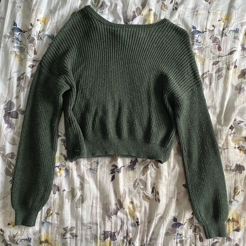 S Hollister Cropped Sweater with Tie